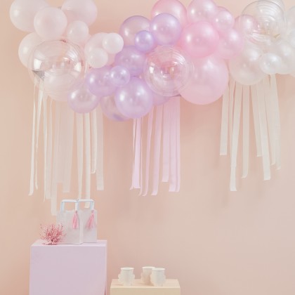 Balloon Backdrop - Balloon Arch with Streamers - Pastel